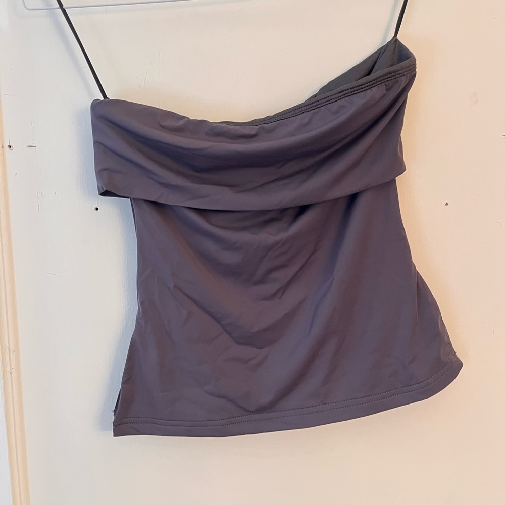 Stylish Off-Shoulder Top in Gray